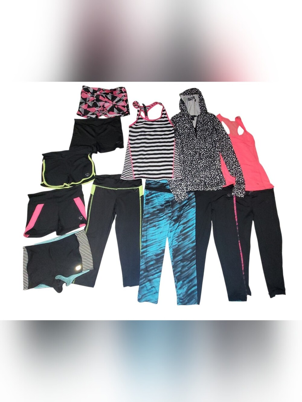 Y2K Live Love Dream Workout Bundle (12 Pieces)